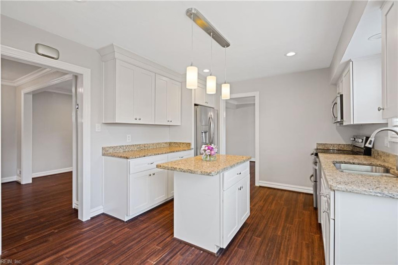 Photo 8 of 41 residential for sale in Virginia Beach virginia