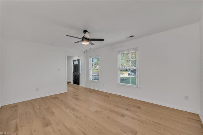 Photo 10 of 50 residential for sale in Virginia Beach virginia