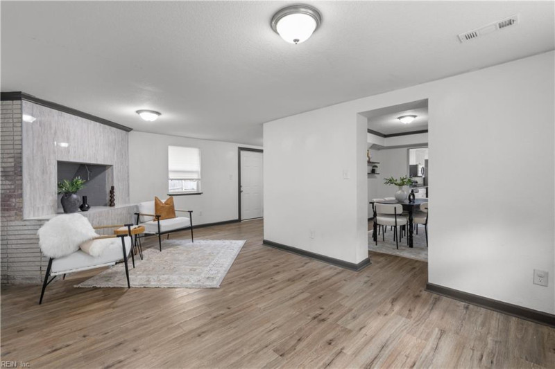 Photo 13 of 30 residential for sale in Norfolk virginia