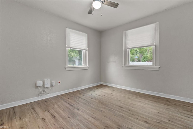 Photo 16 of 30 residential for sale in Norfolk virginia