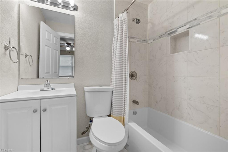 Photo 19 of 30 residential for sale in Norfolk virginia