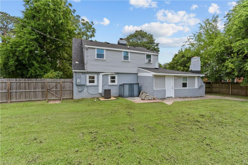 Photo 27 of 30 residential for sale in Norfolk virginia