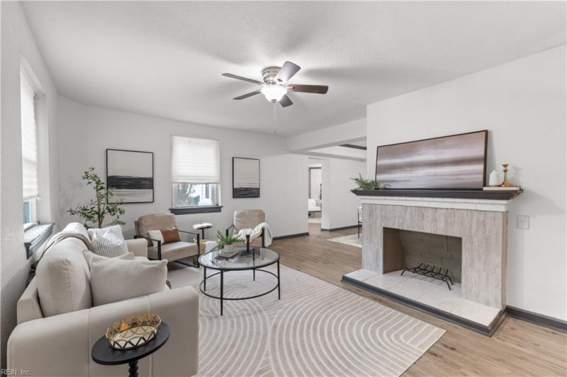 Photo 4 of 30 residential for sale in Norfolk virginia