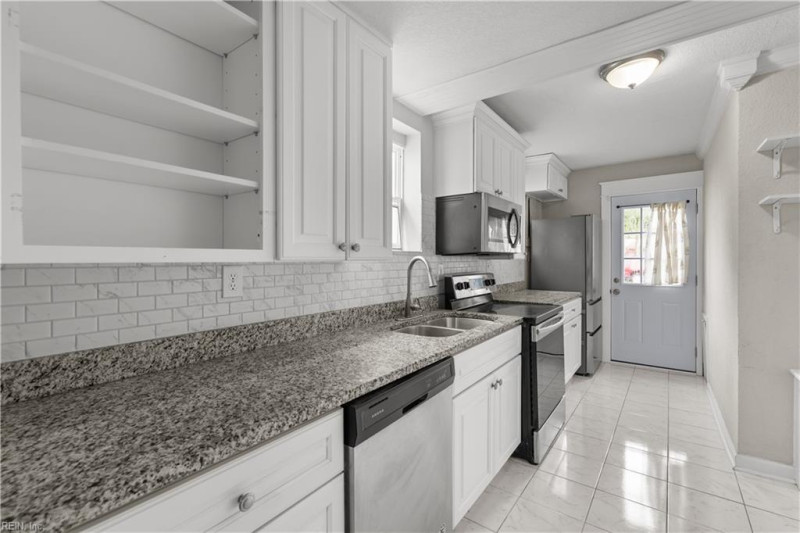 Photo 9 of 30 residential for sale in Norfolk virginia