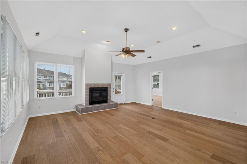 Photo 17 of 49 residential for sale in Norfolk virginia Photo 17 of 49 residential for sale in Norfolk virginia