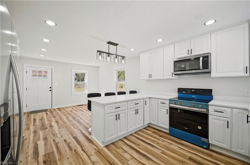 Photo 4 of 26 residential for sale in Portsmouth virginia
