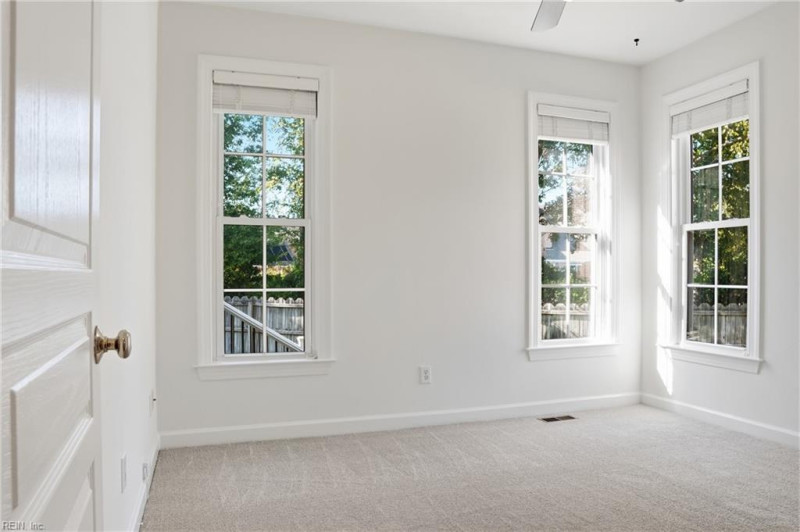 Photo 9 of 35 residential for sale in Chesapeake virginia Photo 9 of 35 residential for sale in Chesapeake virginia