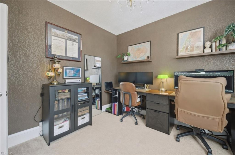 Photo 12 of 32 residential for sale in Norfolk virginia