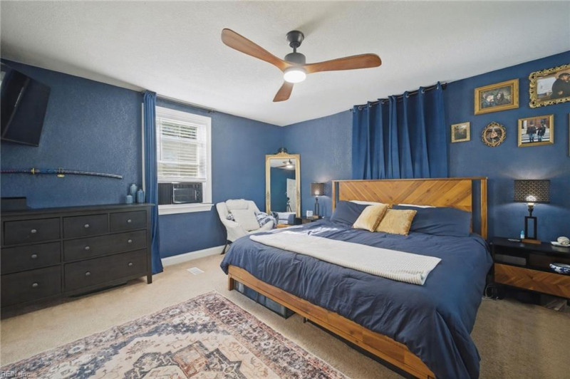 Photo 18 of 32 residential for sale in Norfolk virginia