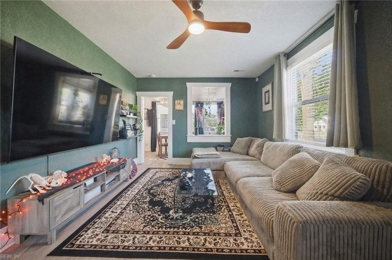Photo 25 of 32 residential for sale in Norfolk virginia