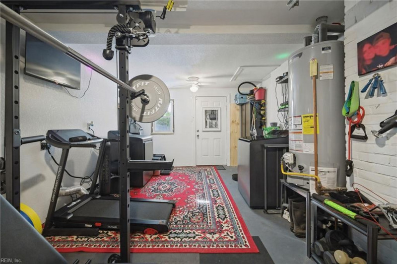 Photo 27 of 32 residential for sale in Norfolk virginia