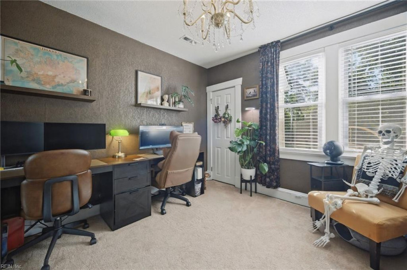 Photo 8 of 32 residential for sale in Norfolk virginia
