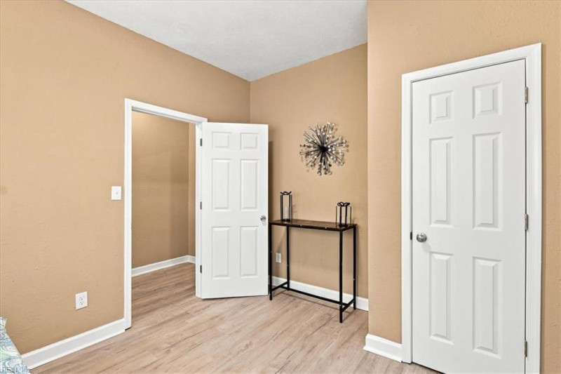 Photo 5 of 29 residential for sale in Newport News virginia Photo 5 of 29 residential for sale in Newport News virginia