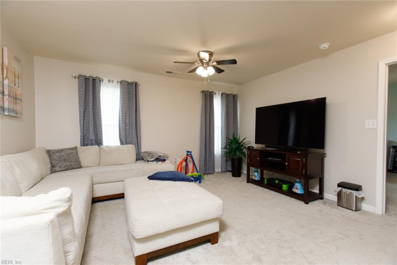 Photo 14 of 50 residential for sale in Newport News virginia