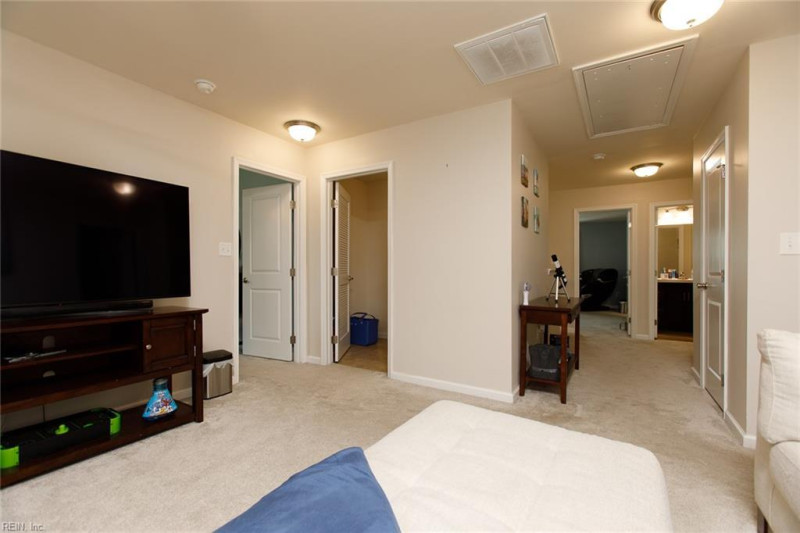 Photo 16 of 50 residential for sale in Newport News virginia