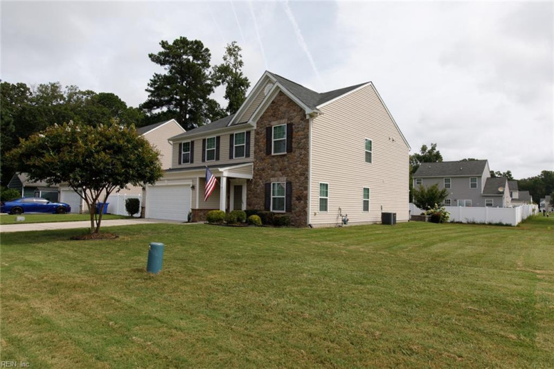 Photo 3 of 50 residential for sale in Newport News virginia