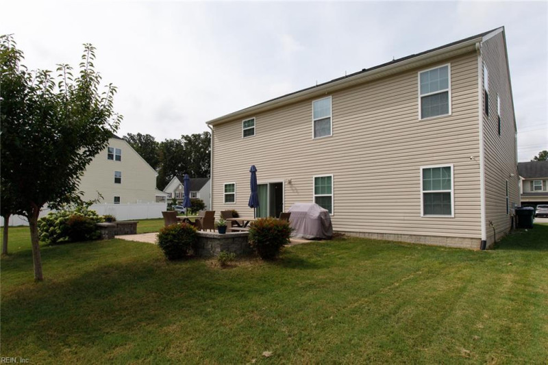 Photo 5 of 50 residential for sale in Newport News virginia