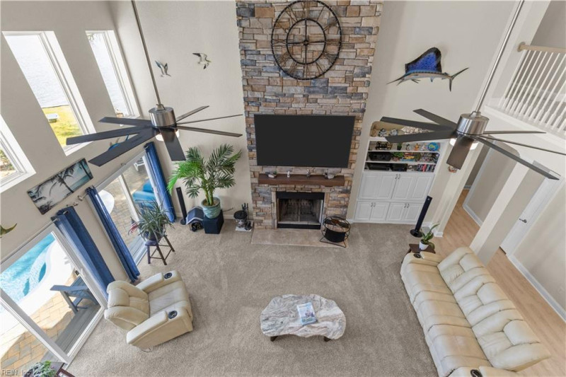 Photo 14 of 49 residential for sale in Virginia Beach virginia