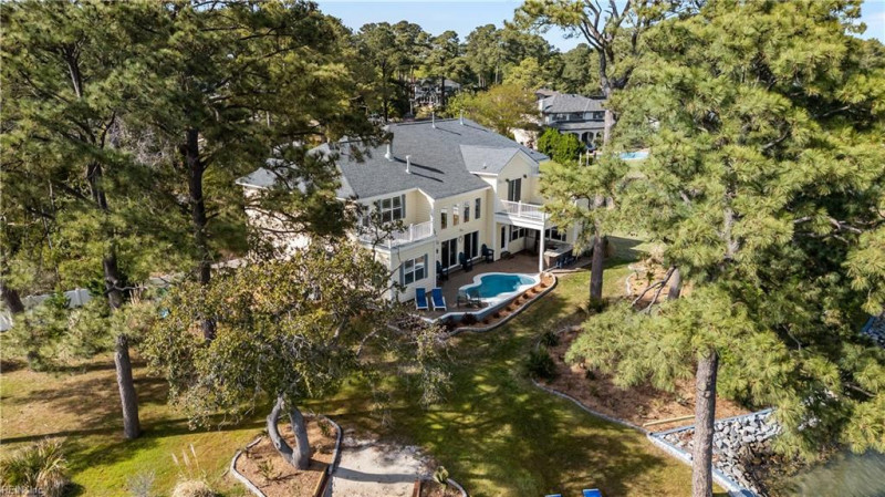 Photo 4 of 49 residential for sale in Virginia Beach virginia