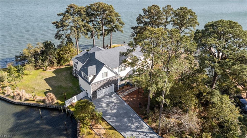 Photo 7 of 49 residential for sale in Virginia Beach virginia