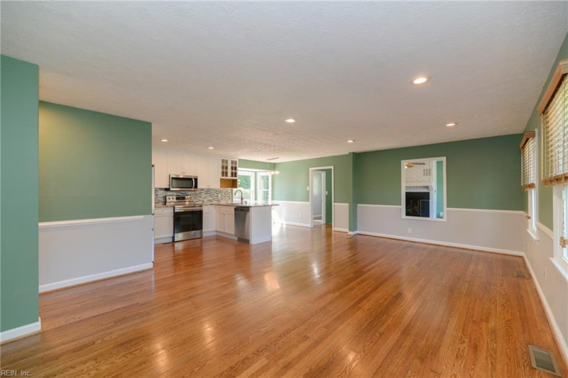 Photo 3 of 36 residential for sale in Newport News virginia Photo 3 of 36 residential for sale in Newport News virginia