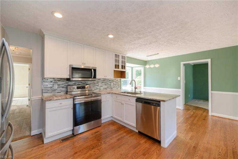 Photo 8 of 36 residential for sale in Newport News virginia Photo 8 of 36 residential for sale in Newport News virginia