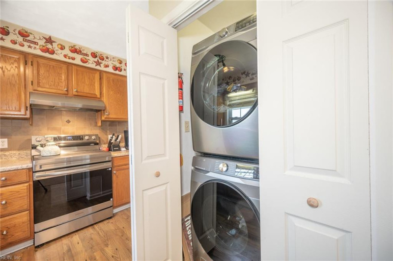 Photo 18 of 45 residential for sale in Suffolk virginia