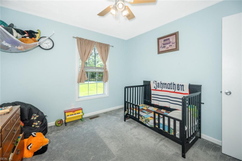 Photo 19 of 45 residential for sale in Suffolk virginia
