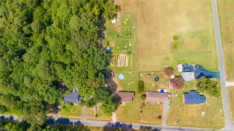 Photo 24 of 45 residential for sale in Suffolk virginia