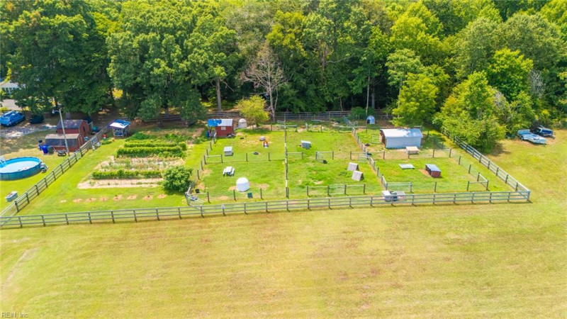 Photo 26 of 45 residential for sale in Suffolk virginia