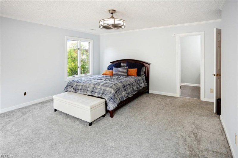 Photo 14 of 44 residential for sale in Portsmouth virginia