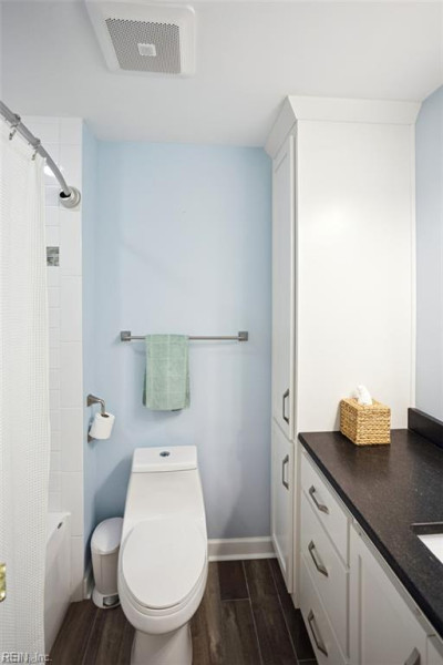 Photo 22 of 44 residential for sale in Portsmouth virginia