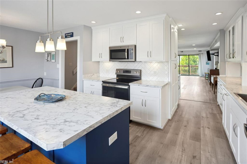 Photo 33 of 44 residential for sale in Portsmouth virginia