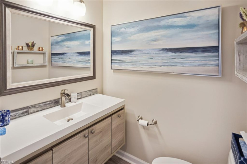 Photo 36 of 44 residential for sale in Portsmouth virginia