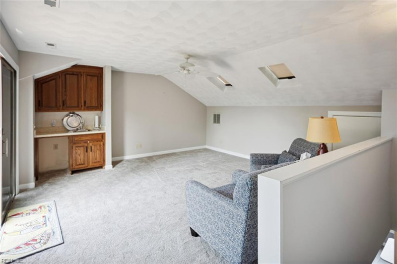 Photo 38 of 44 residential for sale in Portsmouth virginia