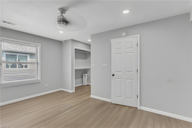Photo 11 of 20 residential for sale in Virginia Beach virginia
