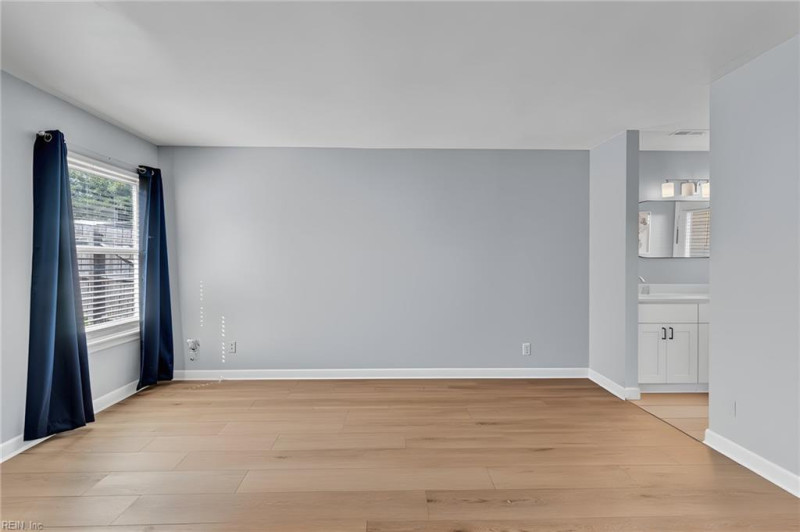 Photo 16 of 20 residential for sale in Virginia Beach virginia