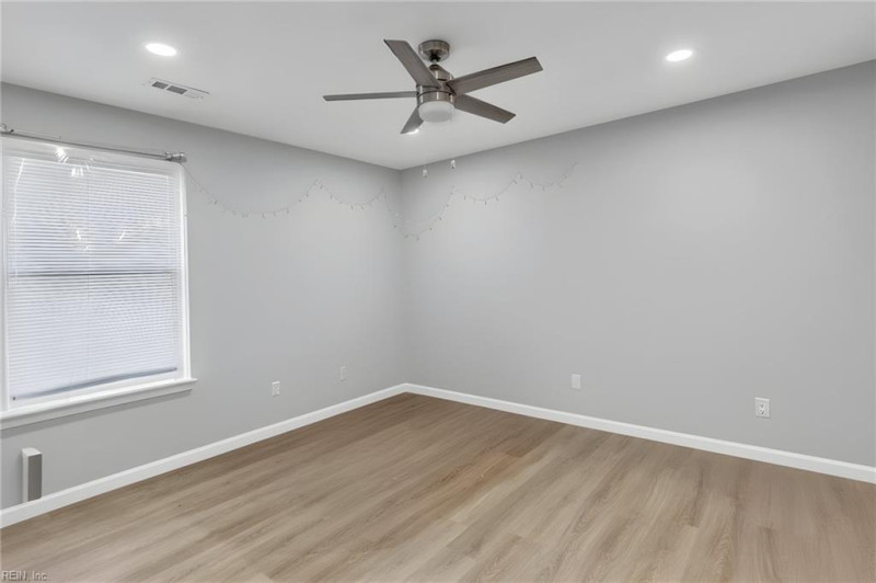 Photo 19 of 20 residential for sale in Virginia Beach virginia