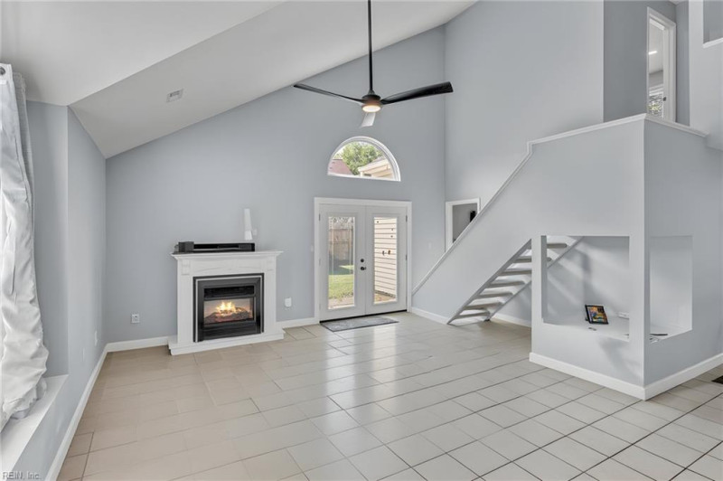 Photo 2 of 20 residential for sale in Virginia Beach virginia
