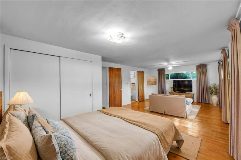 Photo 10 of 50 residential for sale in Virginia Beach virginia