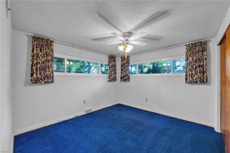 Photo 13 of 50 residential for sale in Virginia Beach virginia