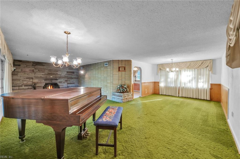 Photo 20 of 50 residential for sale in Virginia Beach virginia