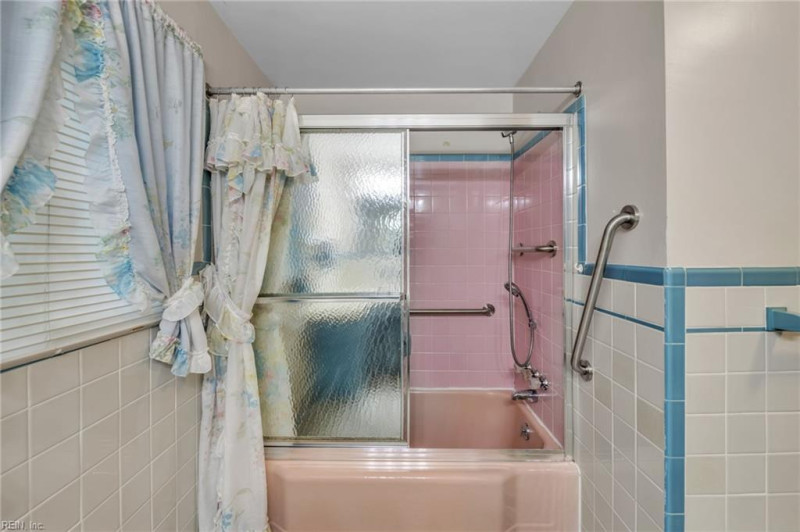 Photo 37 of 50 residential for sale in Virginia Beach virginia