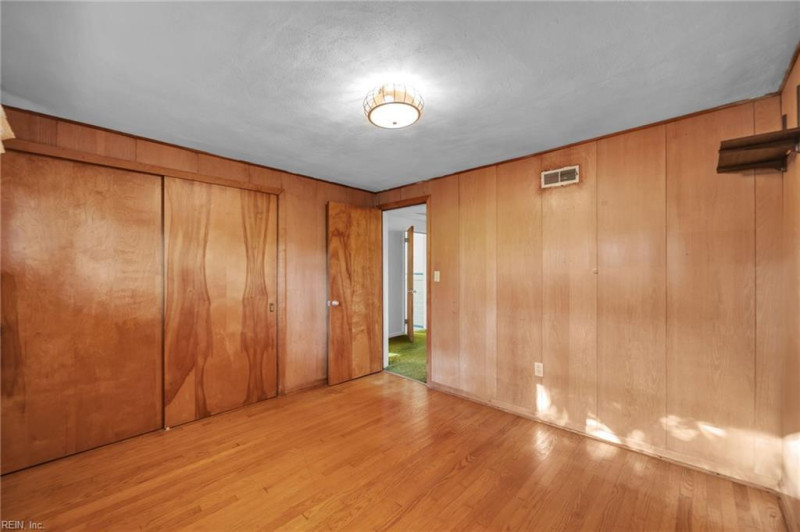 Photo 38 of 50 residential for sale in Virginia Beach virginia