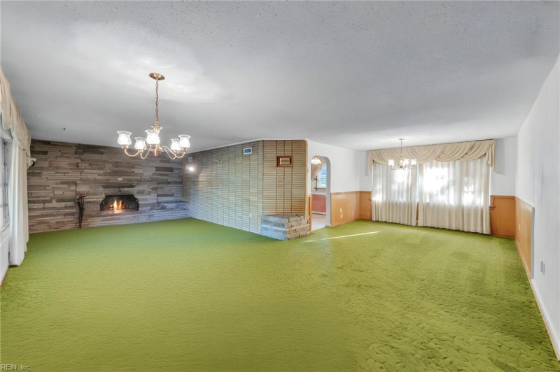 Photo 4 of 50 residential for sale in Virginia Beach virginia