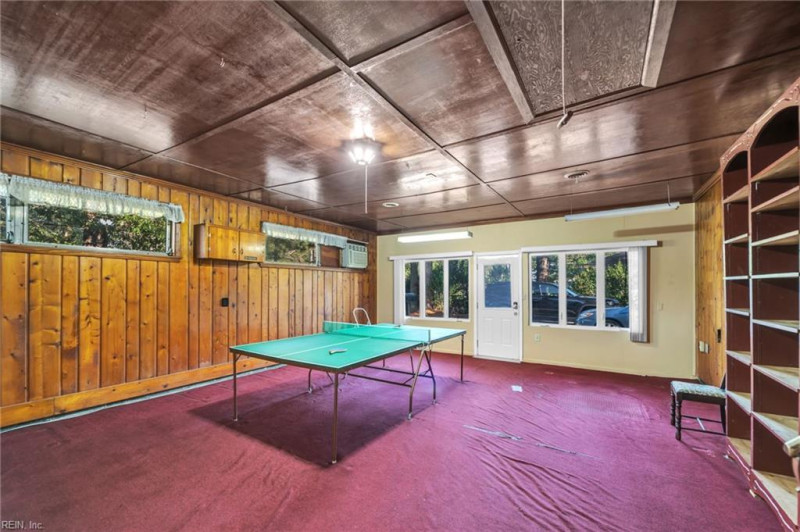 Photo 8 of 50 residential for sale in Virginia Beach virginia