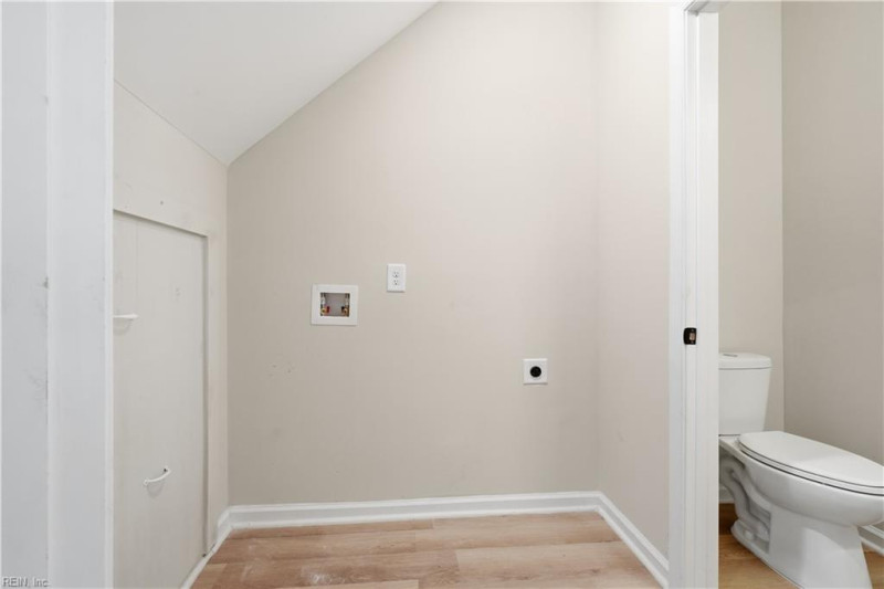 Photo 17 of 34 residential for sale in Norfolk virginia Photo 17 of 34 residential for sale in Norfolk virginia