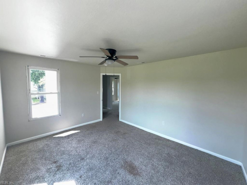 Photo 18 of 18 residential for sale in Portsmouth virginia