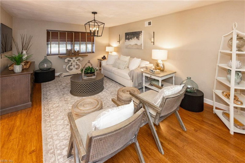 Photo 10 of 43 residential for sale in Virginia Beach virginia