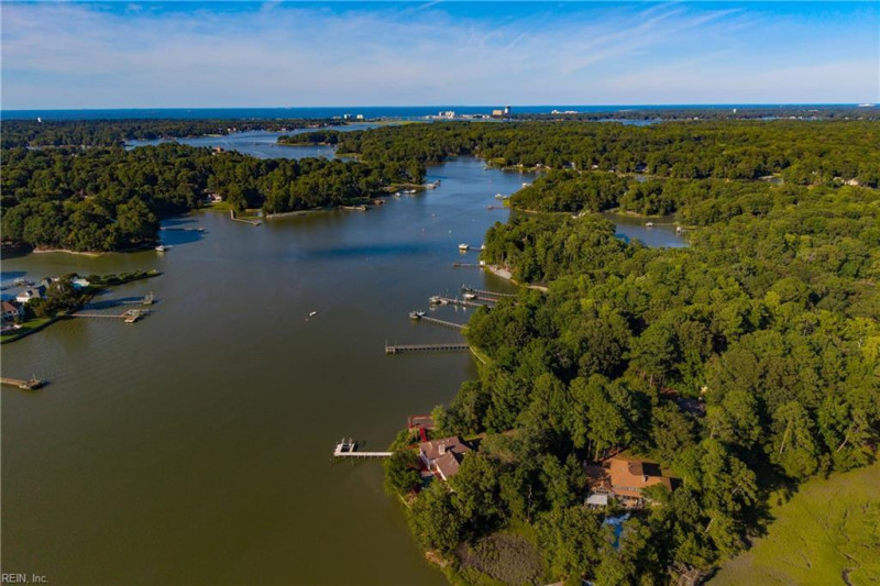 Photo 2 of 43 residential for sale in Virginia Beach virginia
